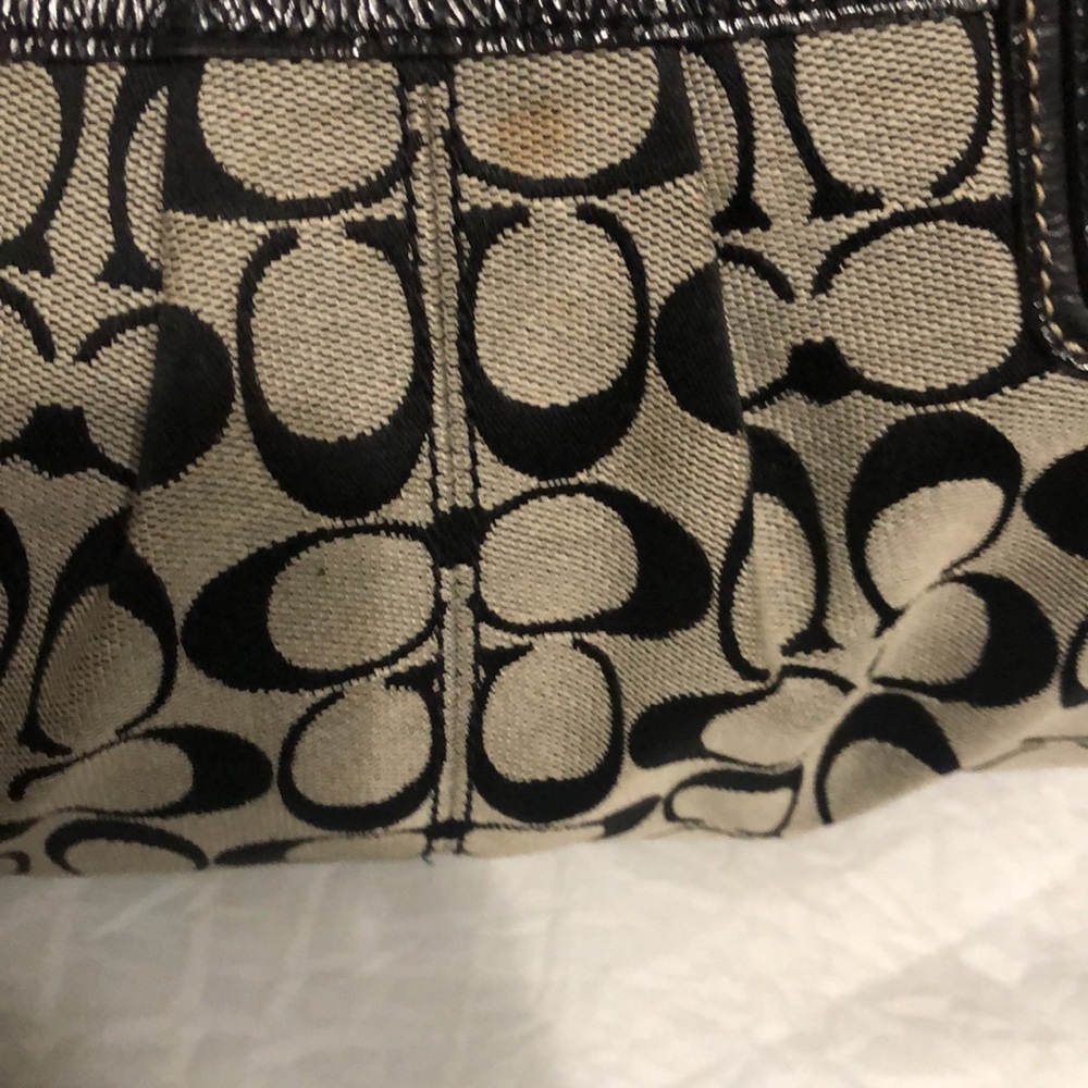 Coach Signature Canvas Shoulder Bag - Picture 10 of 12